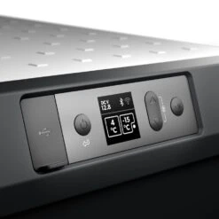 Dometic CFX3 75 Dual-zone Koelbox 12 Dometic CFX3 75 Dual-zone Koelbox -KampKlaar Verkoop 94053 dometic cfx3 75 dual zone koelbox